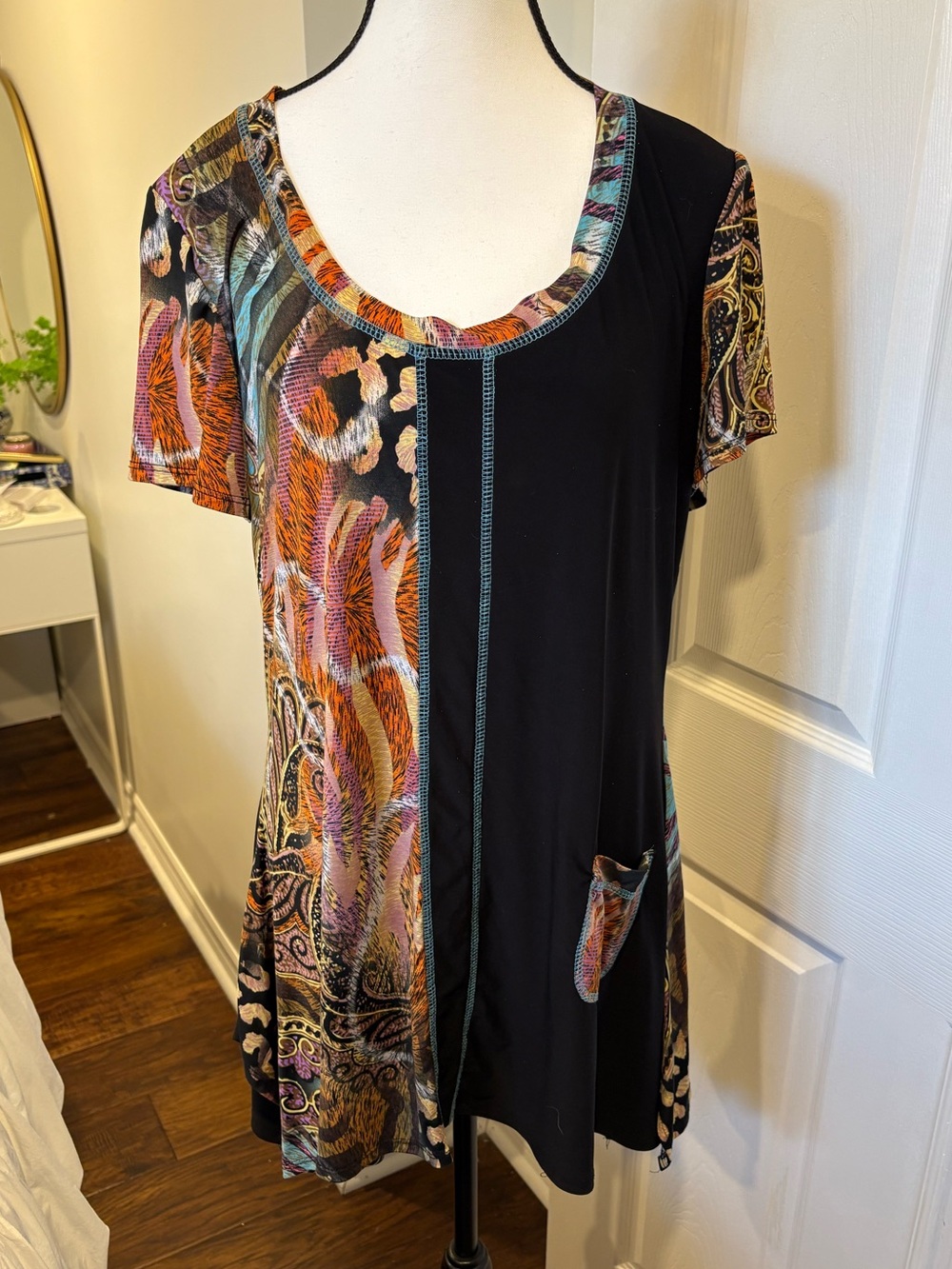 Frank Lyman Mixed Print Tunic Top Size 14 Paisley Asymmetrical Pocket